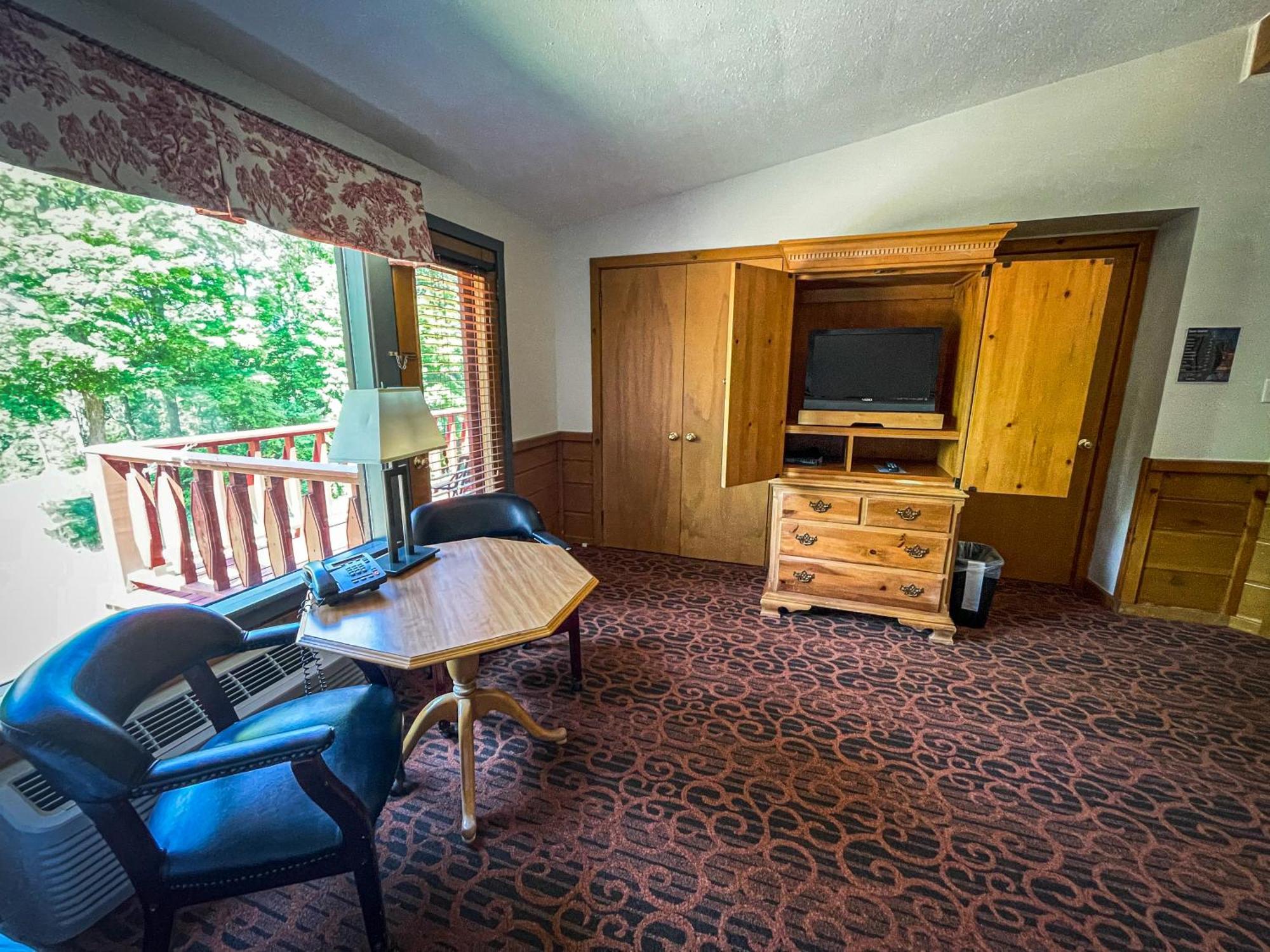Otsego Resort Gaylord Extérieur photo