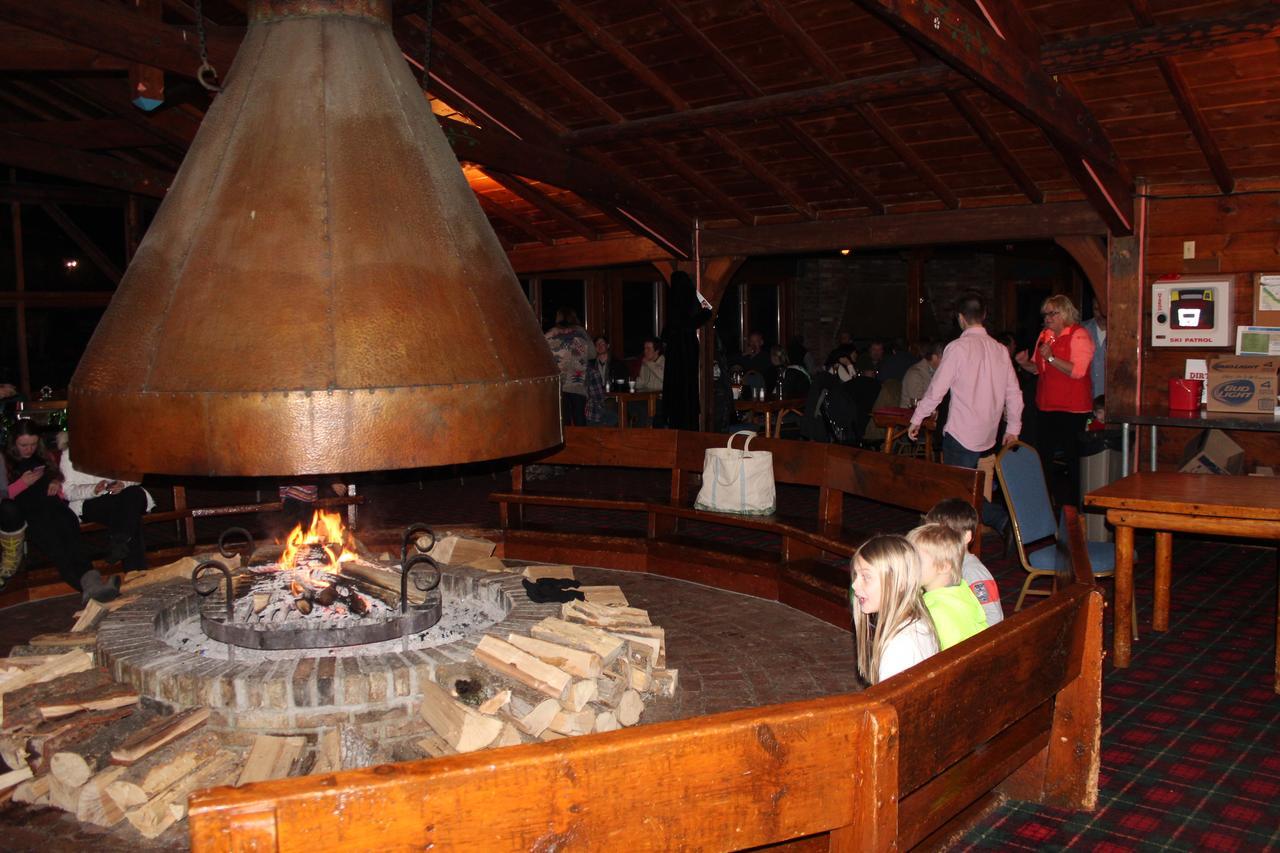 Otsego Resort Gaylord Extérieur photo